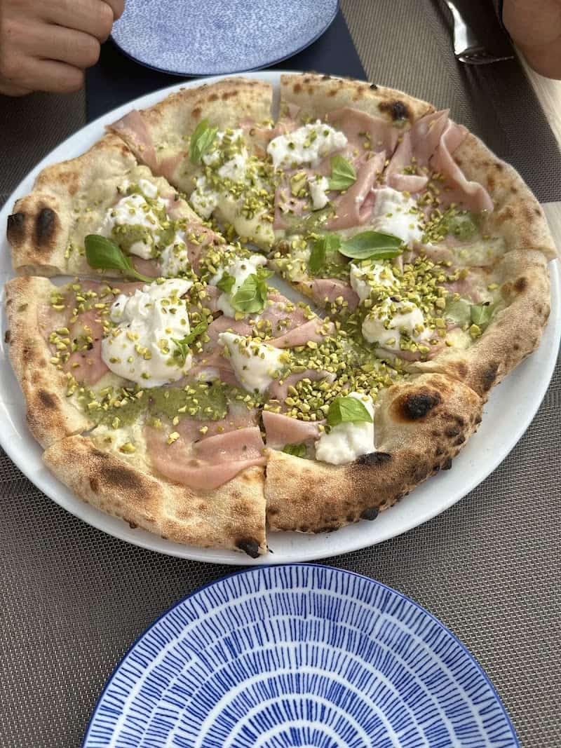 Restaurant L’aRoma à Morières-lès-Avignon, France