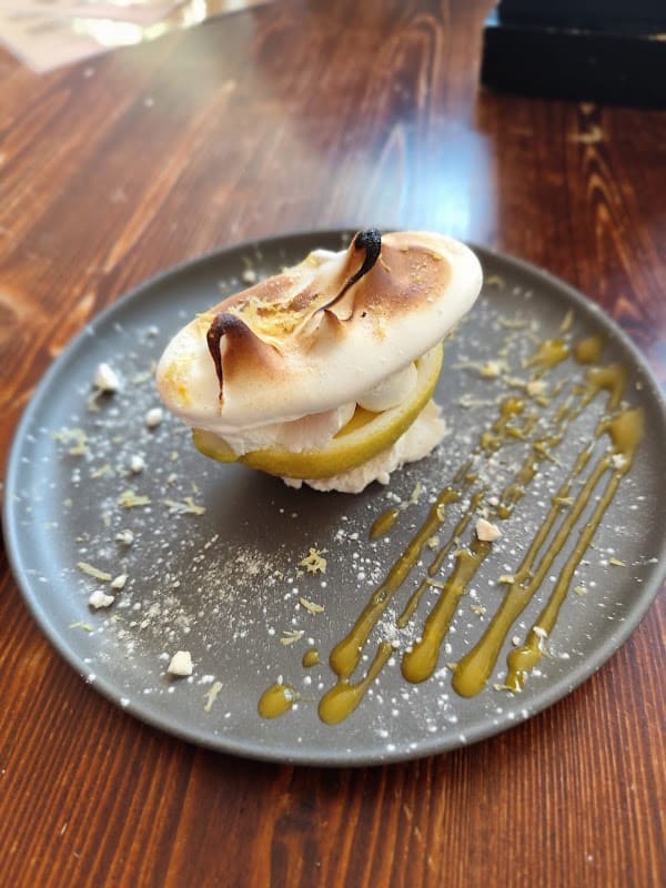 Restaurant L’Arsène sur cour à Aurillac, France