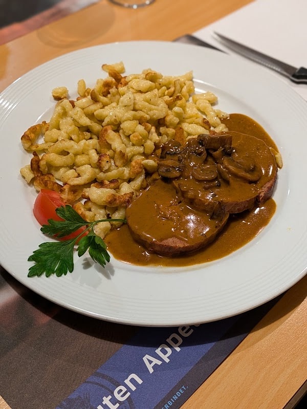 Restaurant Laufeneck à Basel, Suisse