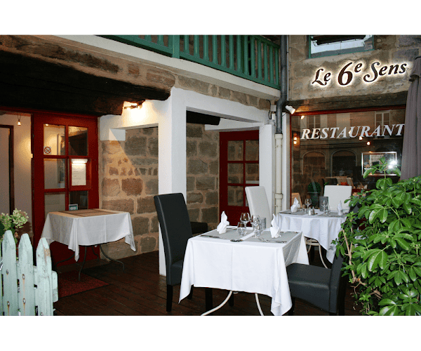 Restaurant “Le 6ème Sens” à Brive-la-Gaillarde, France
