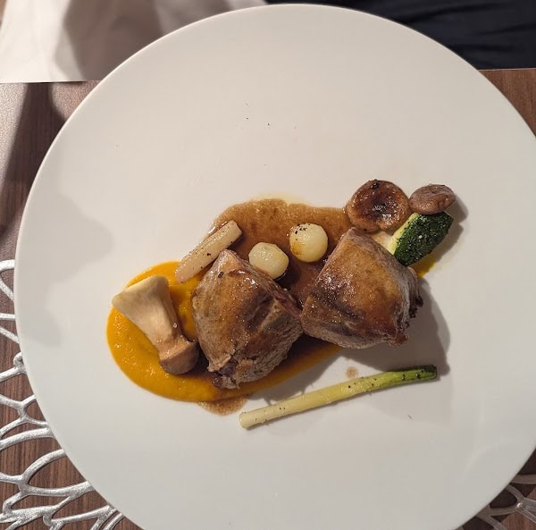 Restaurant “Le 6ème Sens” à Brive-la-Gaillarde, France