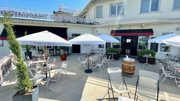 Restaurant Le Bouchon à Toussus-le-Noble, France