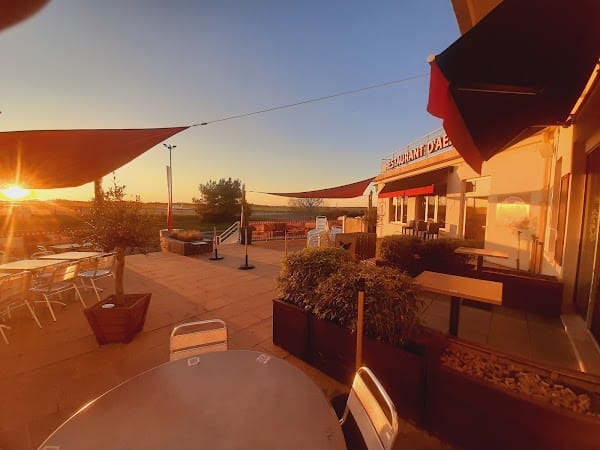 Restaurant Le Bouchon à Toussus-le-Noble, France