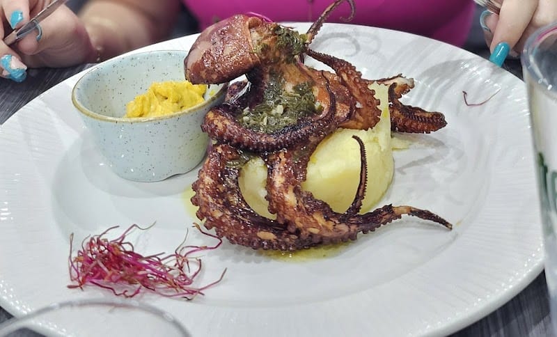 Restaurant @ Le Ceinturon à Hyères, France