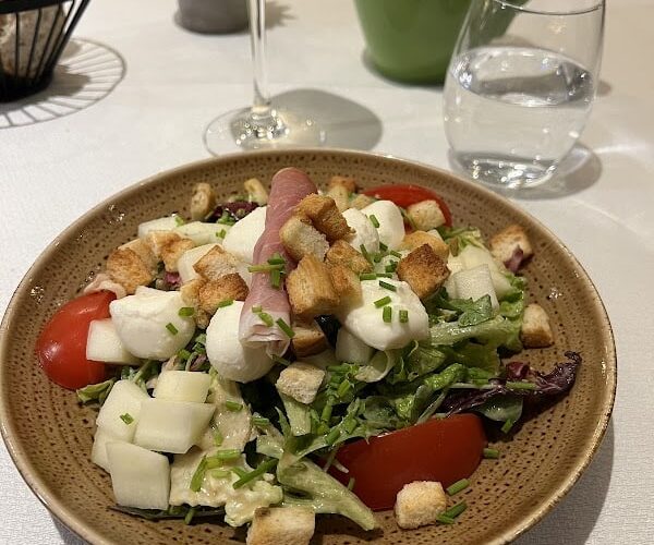 Restaurant Le Chantecler à Bourg-en-Bresse, France