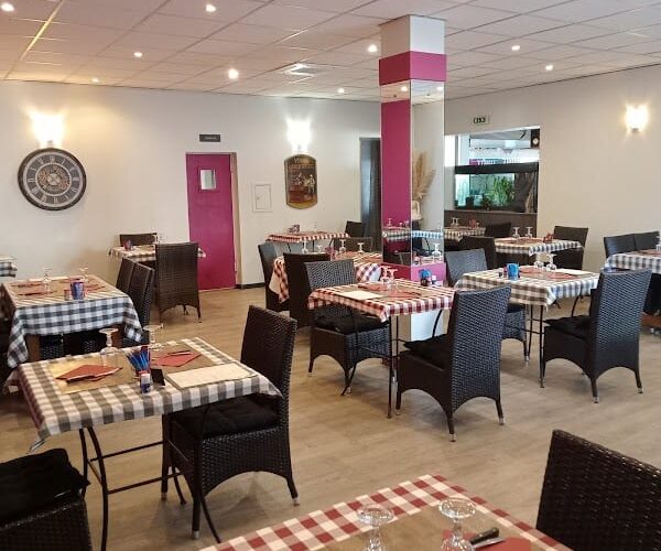 Restaurant le ponson chez Flo et Sasa à Aubenas, France