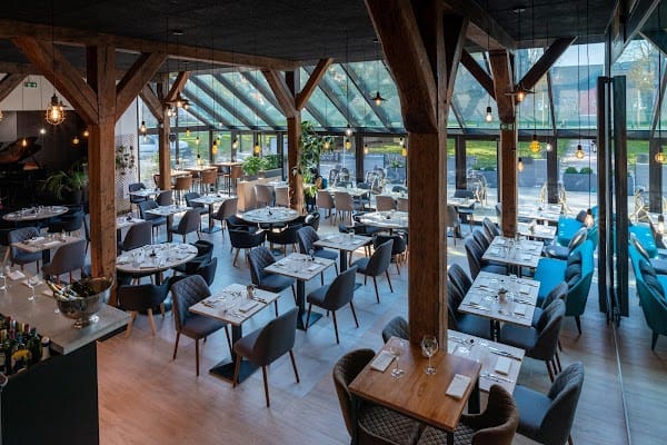Restaurant “Le Relais Du Buisson” à Noisiel, France