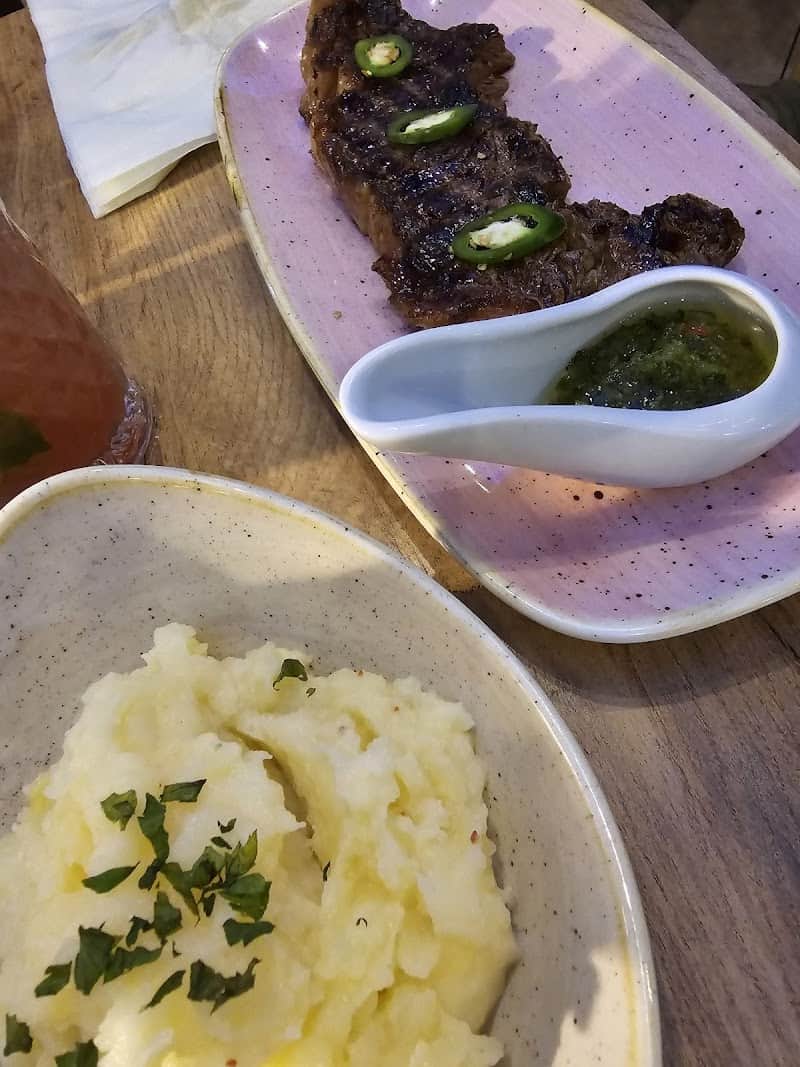 Restaurant Le Romantique à Ota, France