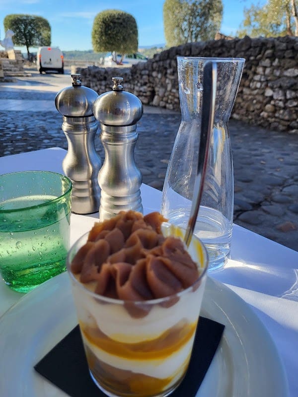 Restaurant Le Tilleul à Saint-Paul-de-Vence, France