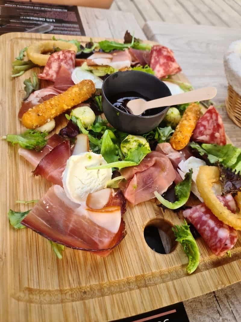 Restaurant Le Trois 2 – DRAGUIGNAN à Draguignan, France