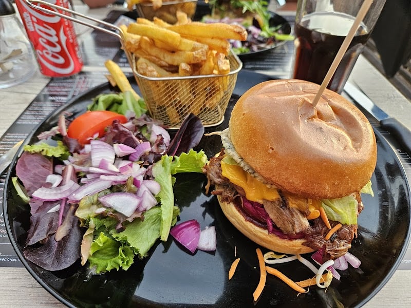 Restaurant Le Trois 2 – DRAGUIGNAN à Draguignan, France