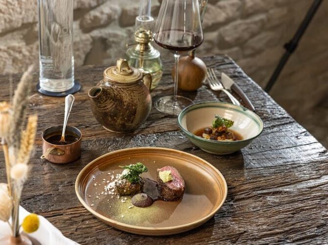 Restaurant l’émulsion à Saint-Alban-de-Roche, France