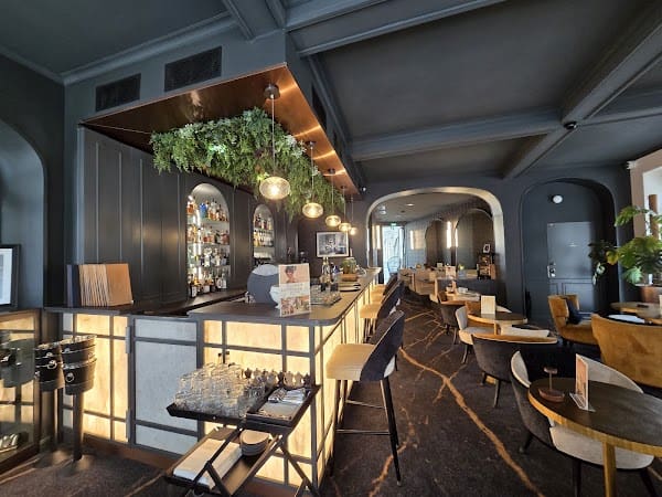 Restaurant LEO-PAUL à Aix-les-Bains, France