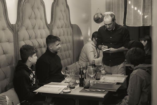 Restaurant Les 2 Flèches à Lons-le-Saunier, France