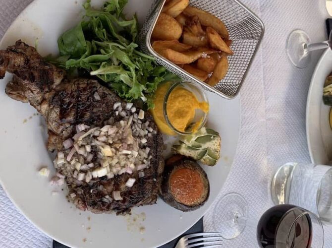 Restaurant les Charmilles à La Brède, France