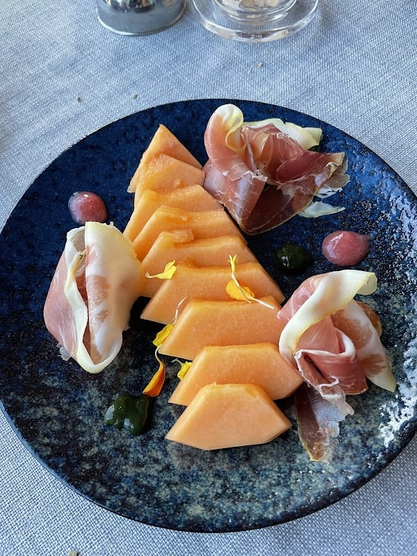 Restaurant Les Oliviers à Brison-Saint-Innocent, France