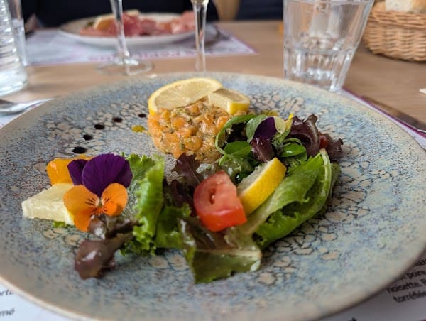 Restaurant Les Papillons – Brasserie De Montagne à Pontarlier, France