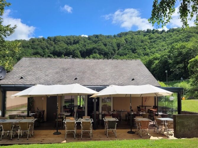Restaurant Les Passes Grand vabre à Conques-en-Rouergue, France