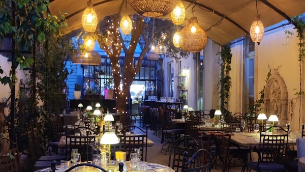 Restaurant Maison de la Tour à Avignon, France