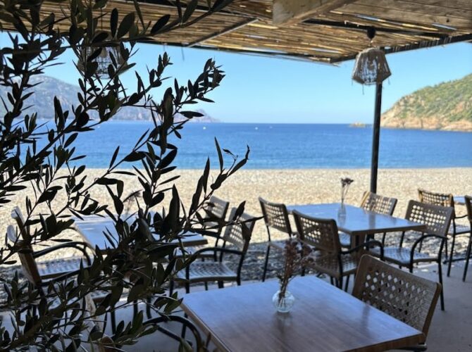 Restaurant Mare Chiare à Serriera, France