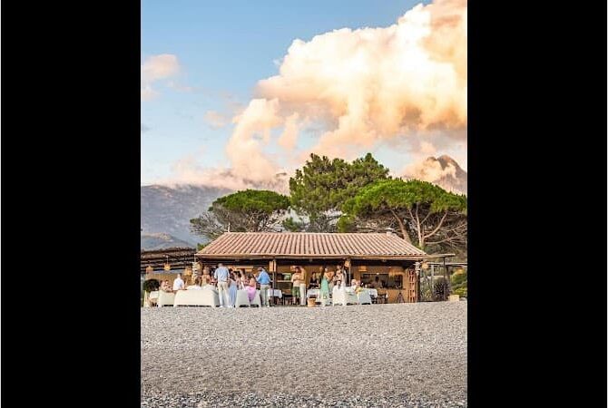 Restaurant Mare Chiare à Serriera, France