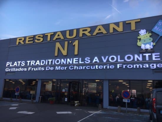 Restaurant N°1 à La Ville-du-Bois, France