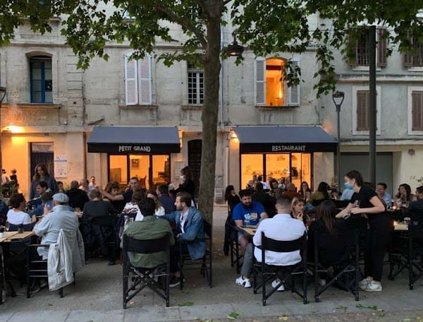 Restaurant Petit Grand à Avignon, France