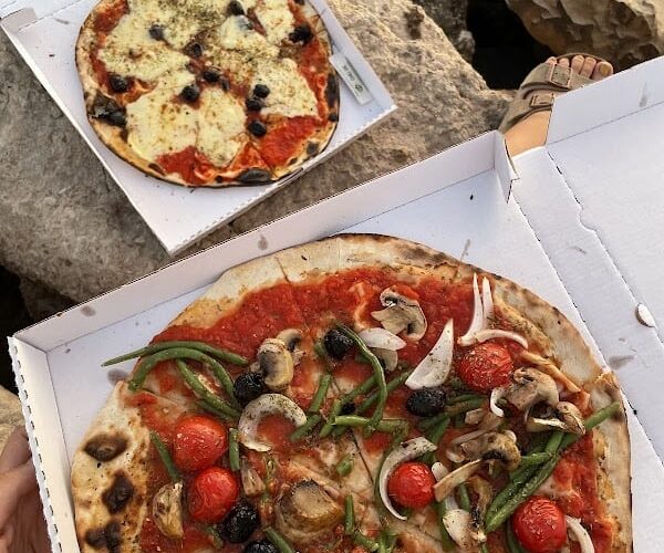 Restaurant Pizzéria Henri à Saint-Cyr-sur-Mer, France