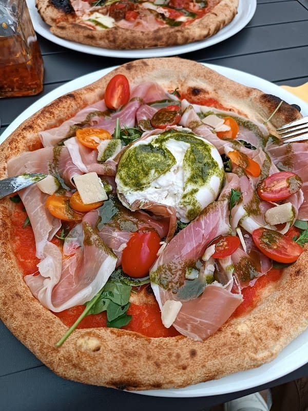 Restaurant Pizzeria L’Isola à Chartres, France