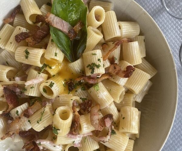 Restaurant Pizzeria Lou Paradou à Salon-de-Provence, France