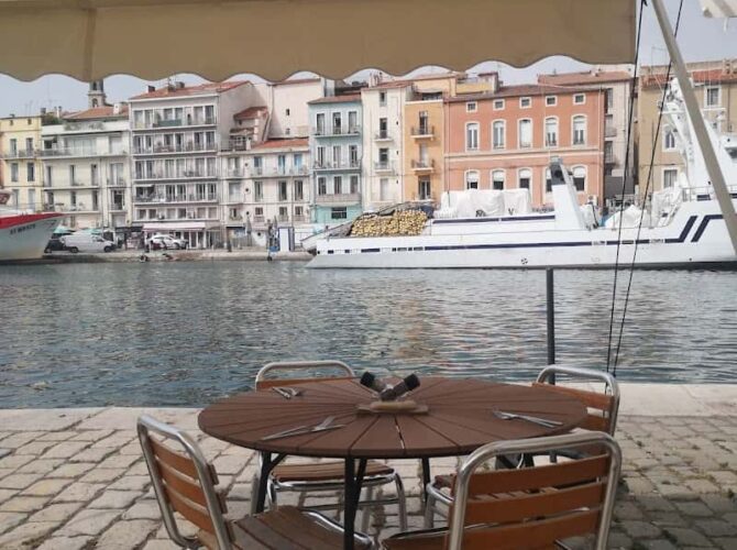 Restaurant Quai d’en Face & Quai d’Après à Sète, France