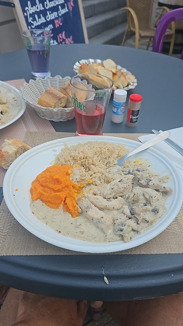 RESTAURANT RIVE GAUCHE ETTORI MARIE CLAUDE à Dole, France