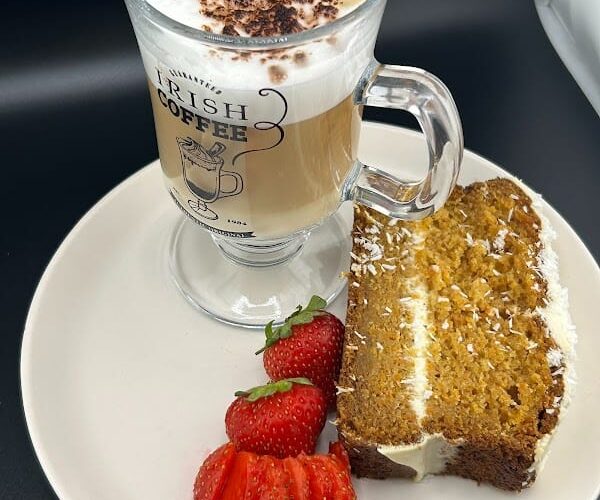 Restaurant Secret Défense Bistronimique et Bar à Tapas à 10 à minutes du Puy du Fou à La Gaubretière, France