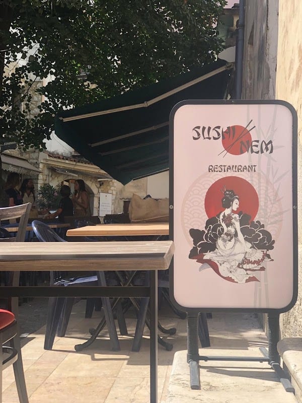 Restaurant SUSHI NEM à Vence, France