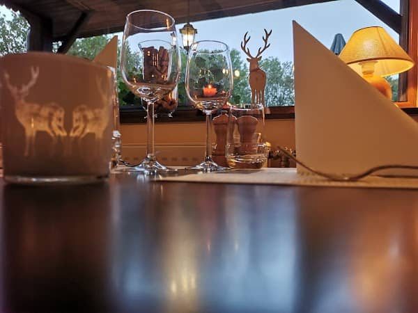 RESTAURANT -TAVERNE “AUX PETITS BOUCHONS” à Herbeumont, Belgique