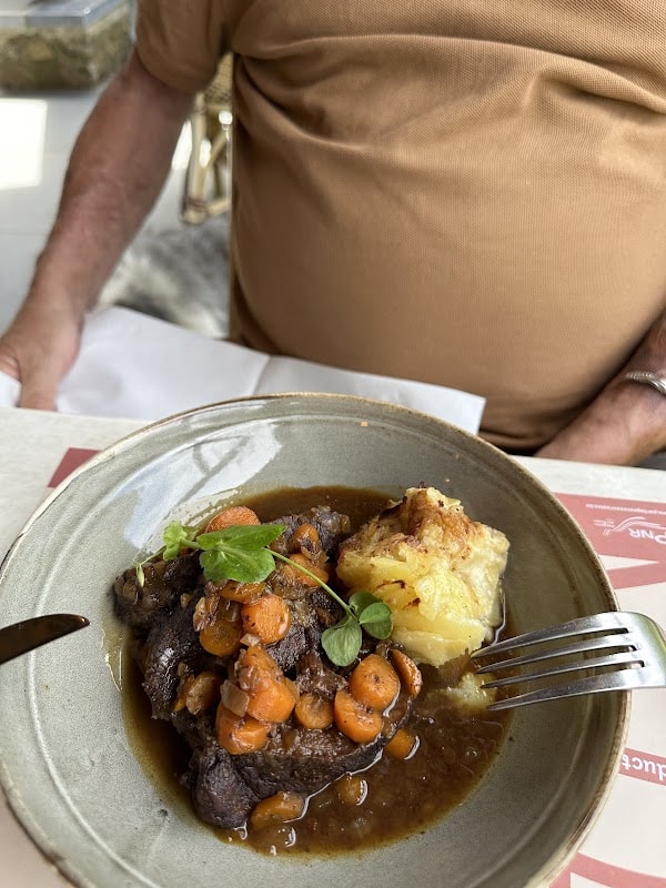RESTAURANT -TAVERNE “AUX PETITS BOUCHONS” à Herbeumont, Belgique
