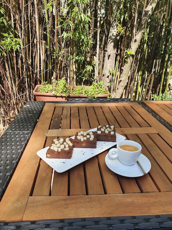 RESTAURANT Verre Chez Moi à Saint-Prix, France