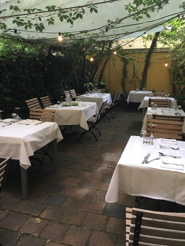 Restaurant & Weinhandel Broeding à München (Munich), Allemagne