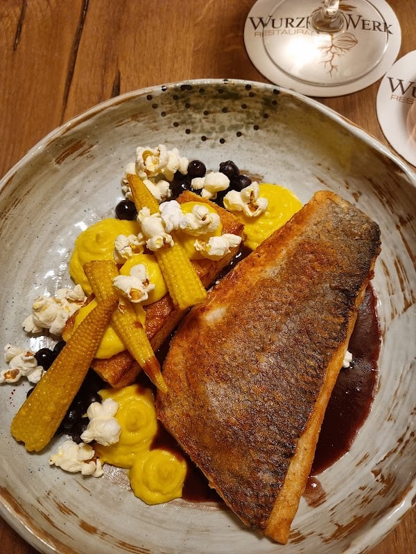 Restaurant WurzelWerk – Benjamin Bendzko à Großbundenbach, Allemagne