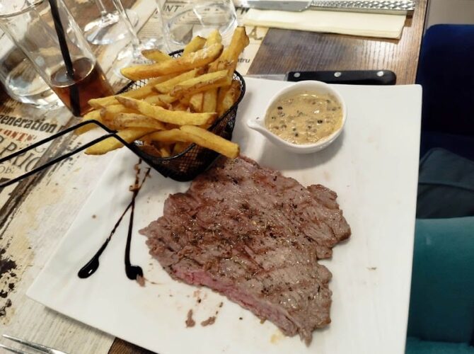 Restaurant Yana à Castelsarrasin, France