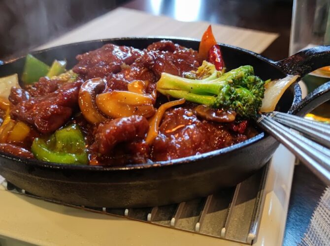 Restaurant Yue Long, spécialités chinoises et sushi à Grevenmacher, Luxembourg