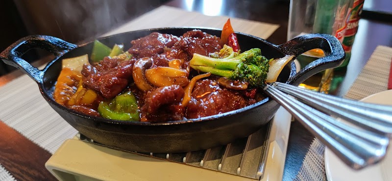 Restaurant Yue Long, spécialités chinoises et sushi à Grevenmacher, Luxembourg