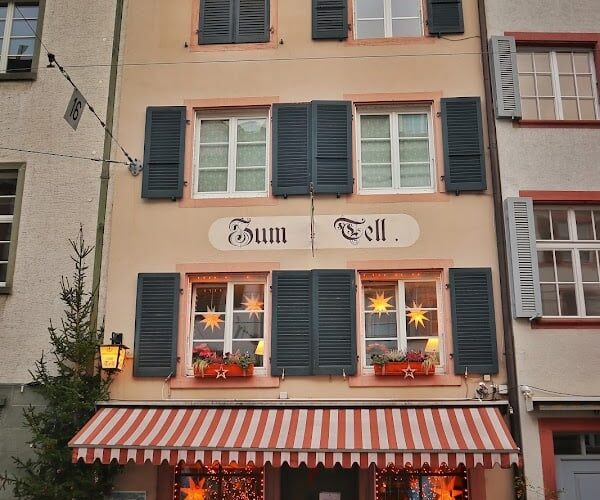 Restaurant zum Tell à Basel, Suisse