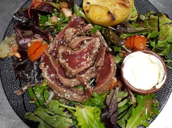 Restaurants Jules (le Café à Villefontaine, Le Comptoir à Saint Quentin) à Villefontaine, France