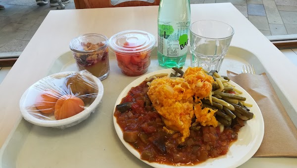 Restaurant RESTAURATION DES MONTS DE GUERET à Saint-Sulpice-le-Guérétois, France
