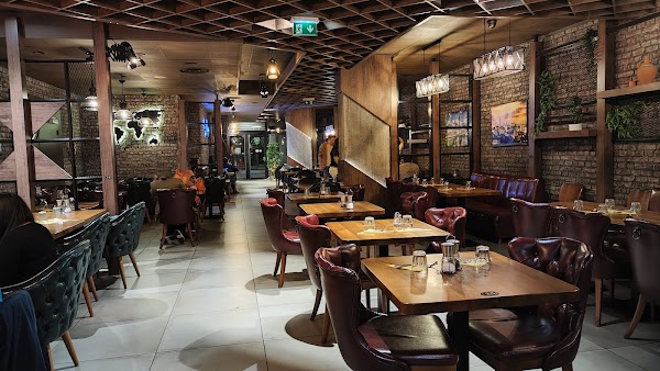 Reyna restaurant lyon à Lyon, France