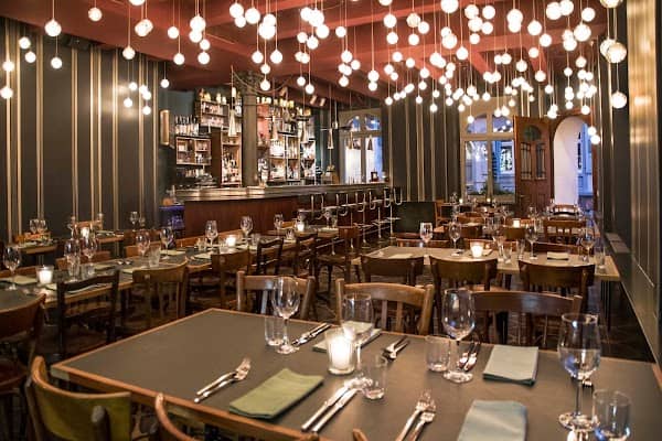 Roter Bären | Gourmet Restaurant & Bar à Basel, Suisse