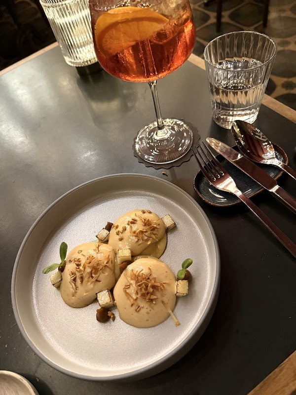 Roter Bären | Gourmet Restaurant & Bar à Basel, Suisse