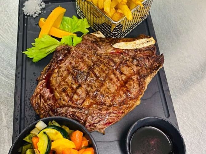 Restaurant Rôtisserie Gaspar Sàrl à Esch-sur-Alzette, Luxembourg