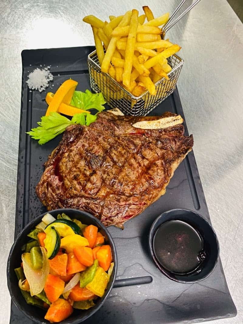 Restaurant Rôtisserie Gaspar Sàrl à Esch-sur-Alzette, Luxembourg